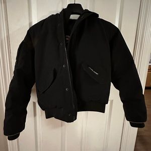 Canada Goose
Kid's Rundle Coyote Fur-Trim Down Bomber Jacket